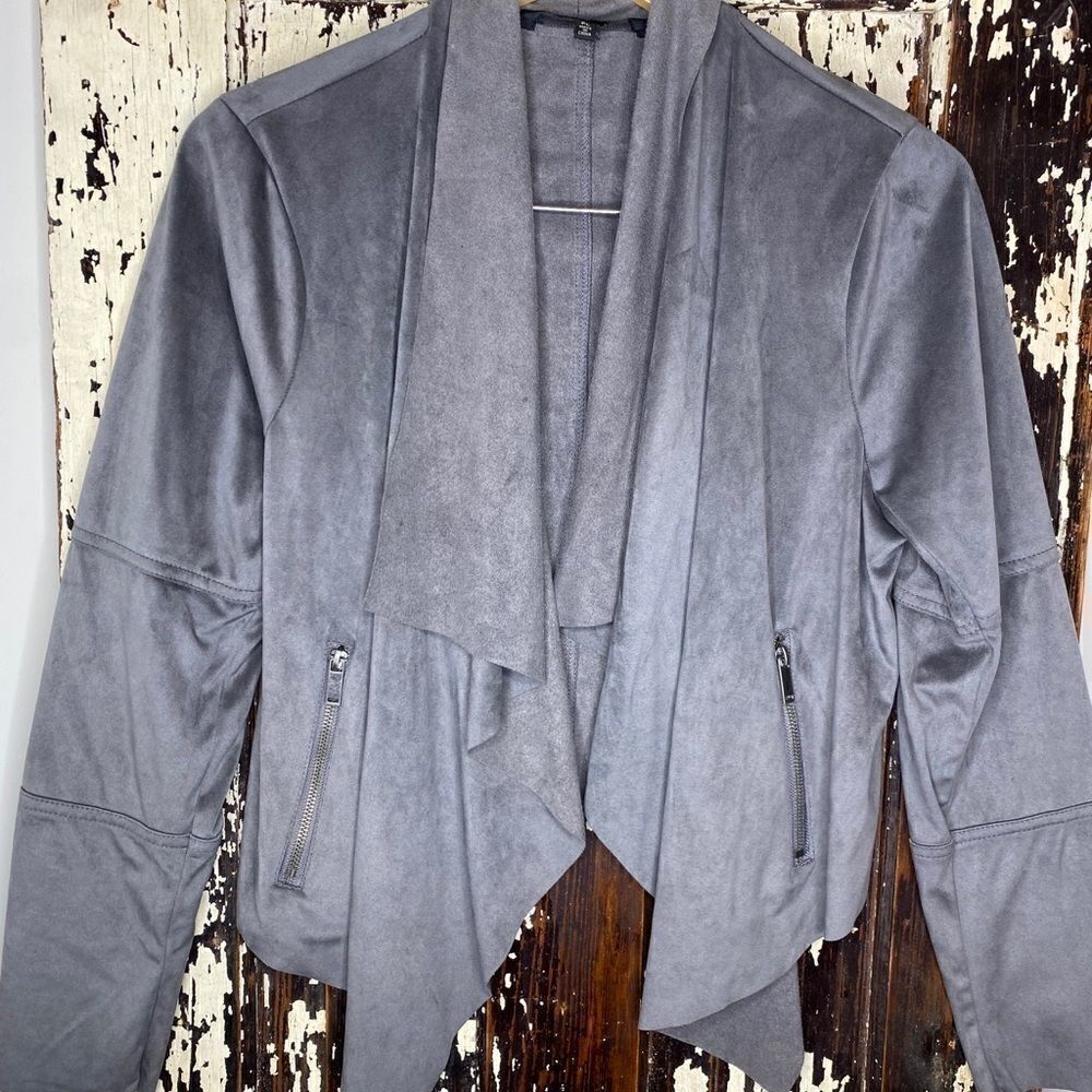 EUC Baccini Buttery soft waterfall jacket. Size PL.